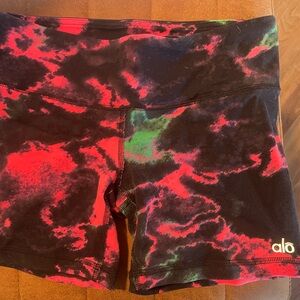 ALO Yoga Vibrant Pink and Black Shorts